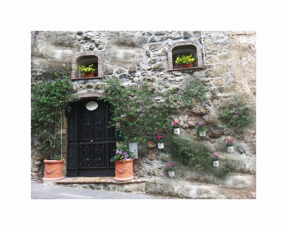 Il Rosciolo Sulla Francigena Apartment ฟอร์เมลโล ภายนอก รูปภาพ