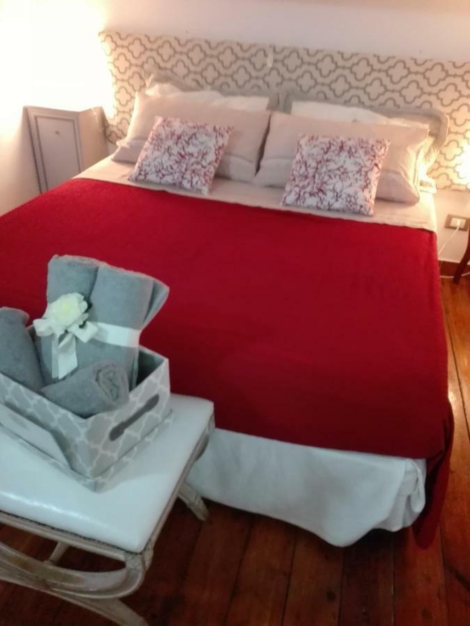 Il Rosciolo Sulla Francigena Apartment ฟอร์เมลโล ภายนอก รูปภาพ